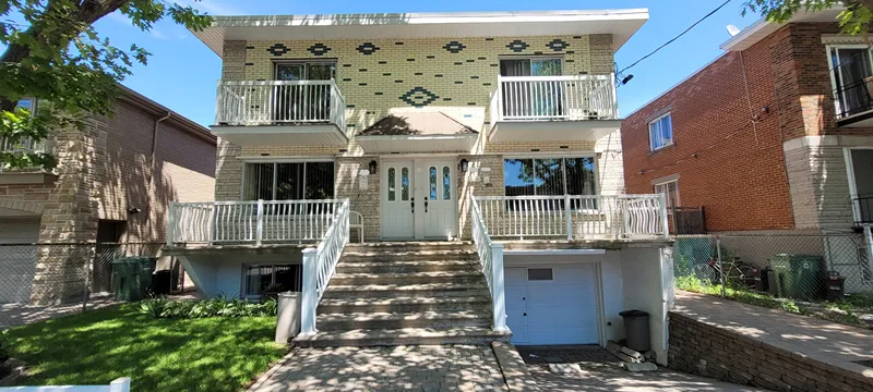 4.5 Apartment, Ahuntsic